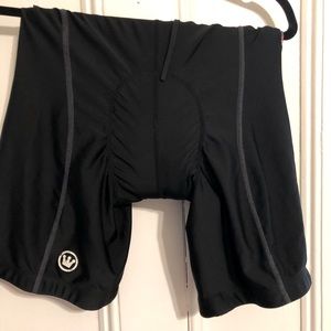 men’s canari biking shorts